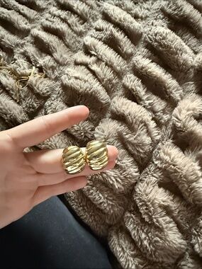 Pavoi gold earrings